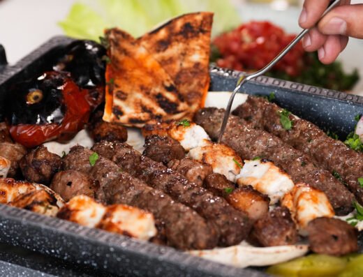 Laylaki Restaurant